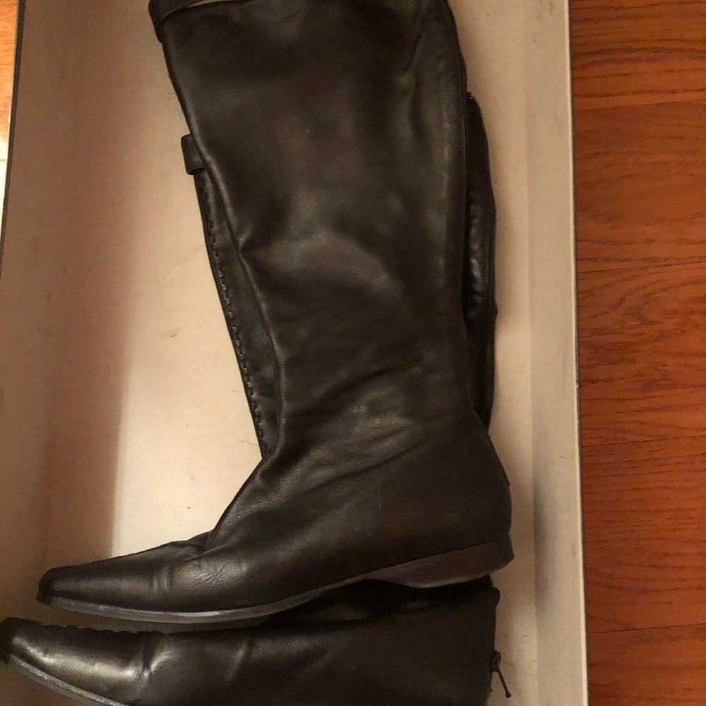 Beautiful leather  tall boots , not over the knee